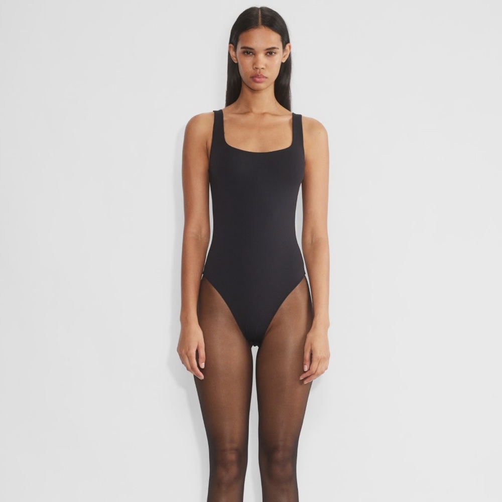 Artizia Babaton Contour Squareneck Bodysuit (Black) - Size Large